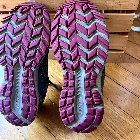 Saucony Size 10W Grey Pink Cohesion 11 S10433-3 Athletic Running Shoes Sneakers - Picture 8 of 9